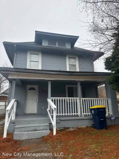 Main picture of 3615 Woodland Ave