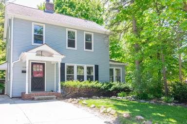 Main picture of 1116 Wells St