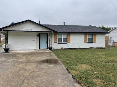 Main picture of 625 Askew Dr