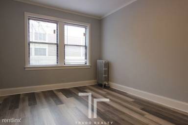 Main picture of 839 W Sheridan Rd Apartments