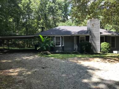Main picture of 85 Shane Ct