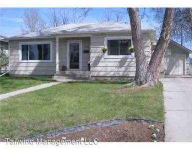Main picture of 1005 Avenue C