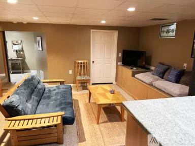 Main picture of 128 Woodmont Blvd