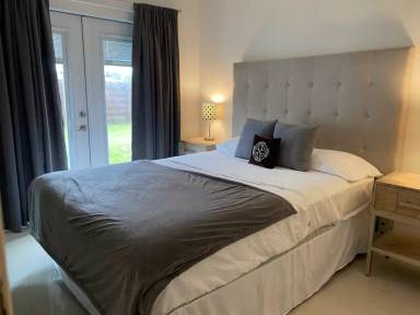 Main picture of 3959 Eton Pl