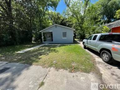 Main picture of 1570 W 31st St