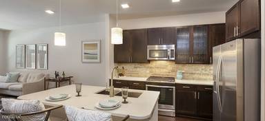 Main picture of 1505 Elm St