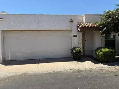 Main picture of 3243 N 38th St