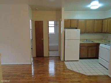 Main picture of 279 E 92nd St