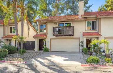 Main picture of 359 Windy Ln