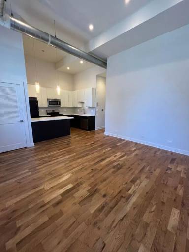 Main picture of 2016 W Evergreen Ave