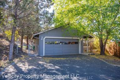 Main picture of 2007 NE Barrett Ct