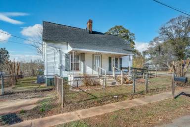 Main picture of 15 Smythe St