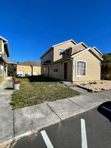 Main picture of 115 Australian Way