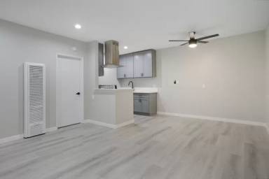Main picture of 1655 W Malvern Ave