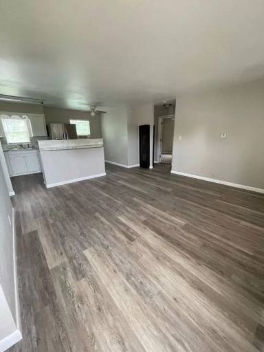 Main picture of 1813 E Chestnut Ave