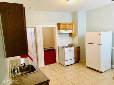 Main picture of 446 Elm St