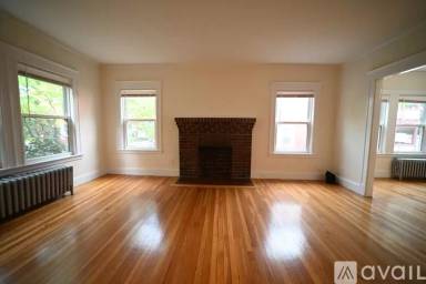 Main picture of 89 Lawton St