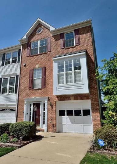 Main picture of 5593 Jowett Ct