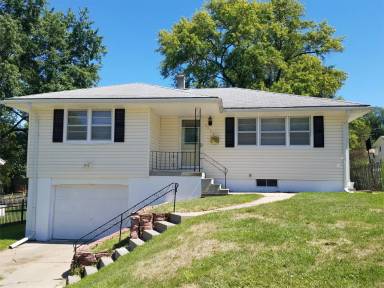 Main picture of 5007 N 61st St