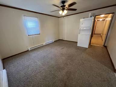 Main picture of 211 S Main St