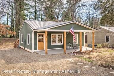 Main picture of 21 Carrier St