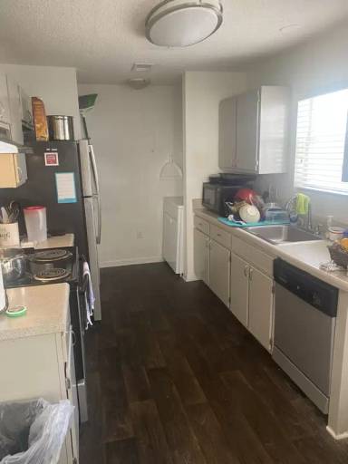 Main picture of 29 Edgewater Cir