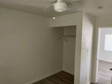 Main picture of 1525 W Garfield St