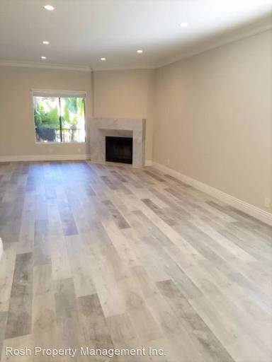 Main picture of 1111 S Swall Dr