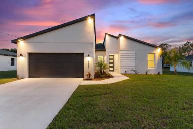 Main picture of 3371 Lopinto St