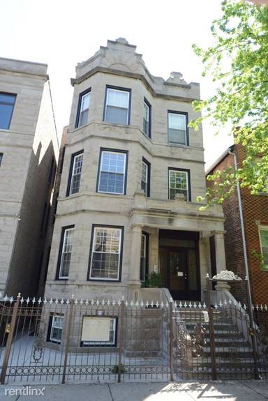 Main picture of 3323 W Pierce Ave