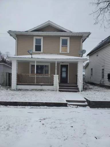 Main picture of 905 E Calvert St