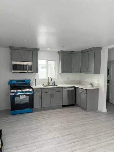 Main picture of 4511 Orchard Ave