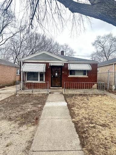 Main picture of 9560 S Yates Blvd