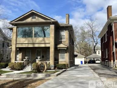 Main picture of 225 Sycamore Rd