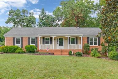 Main picture of 10303 Collinwood Dr