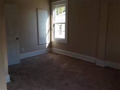 Main picture of 1727 Jenkins St