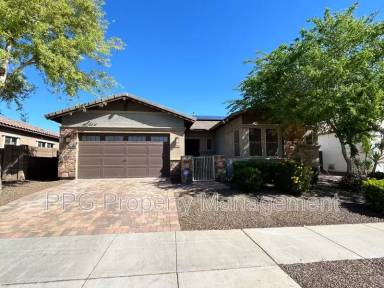 Main picture of 15896 W Cameron Dr