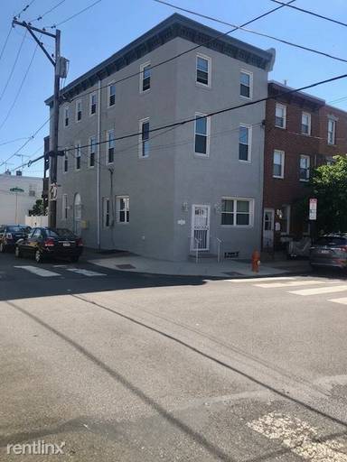 Main picture of 2500 E Dauphin St