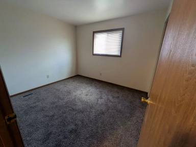 Main picture of 3753 W 73rd Pl
