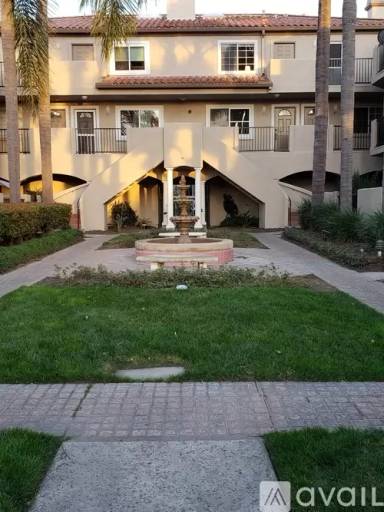 Main picture of 602-626 Lake St Apartments