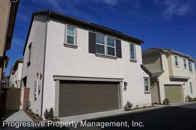 Main picture of 16041 Huckleberry Ave