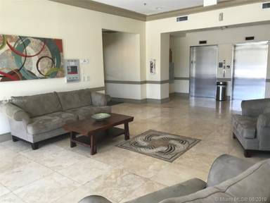 Main picture of 2550 SW 27th Ave