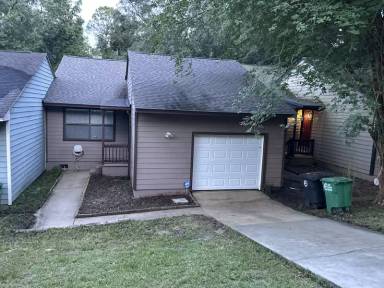 Main picture of 5048 Easy St
