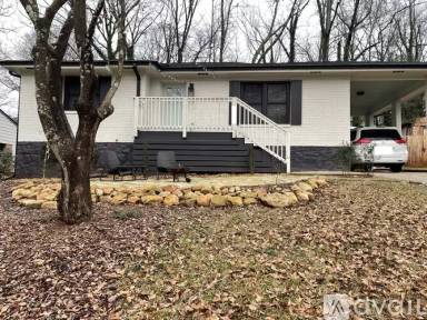 Main picture of 1496 Woodfern Dr