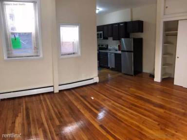 Main picture of 15 University Rd