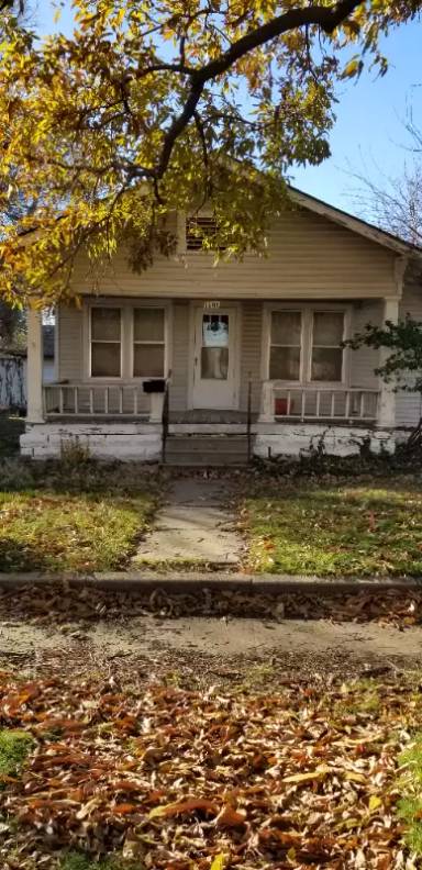 Main picture of 1401 S Market St