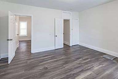Main picture of 2218 N Tatnall St