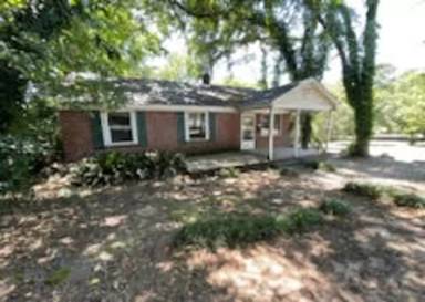 Main picture of 2835 Lincoln St