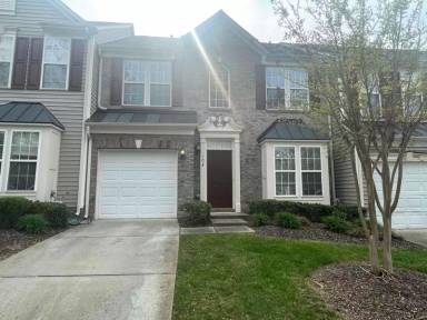 Main picture of 152 N Arcadian Way