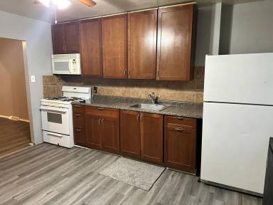 Main picture of 2413 Lauretta Ave